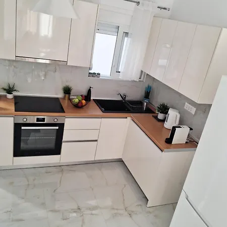 Rodini Ylia - Maisonette With Yard Apartament Rhodes City