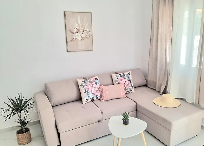 Rodini Ylia - Maisonette With Yard Rhodes City