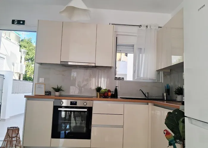 Apartman Rodini Ylia - Maisonette With Yard *